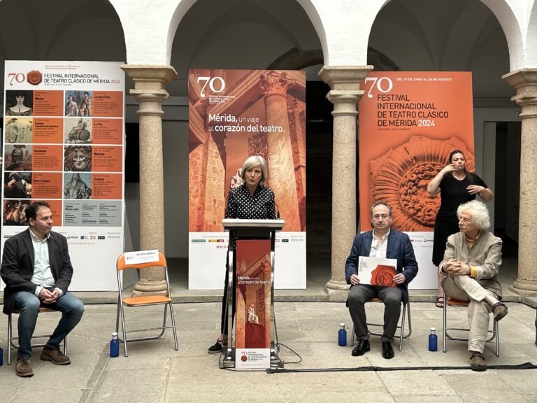 Rafael Álvarez ‘El Brujo’ protagoniza el monólogo en clave de humor ‘Iconos o la exploración del destino’ en el Festival de Mérida
