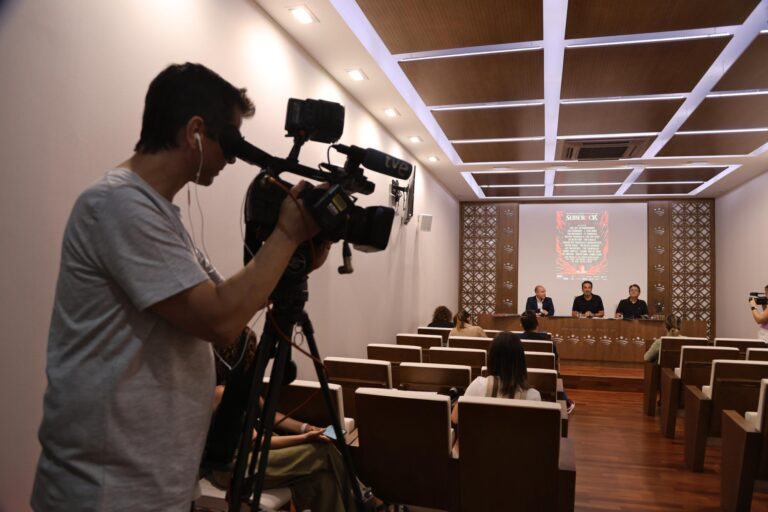 “Con interés, colaboración y ayudas públicas” sale adelante la XVI edición de Suberock, en San Vicente de Alcántara