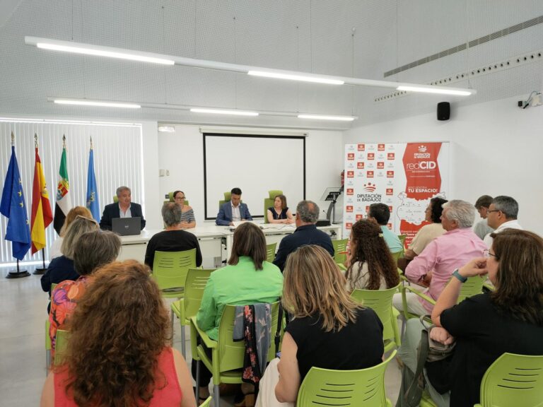 La Diputación de Badajoz clausura la Jornada ‘Diagnóstico para la creación de obradores compartidos en las comarcas de Badajoz’