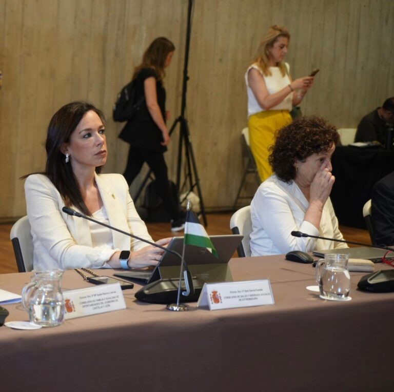 Extremadura será solidaria en la acogida de menores migrantes, pero reclama medios económicos y un reparto justo