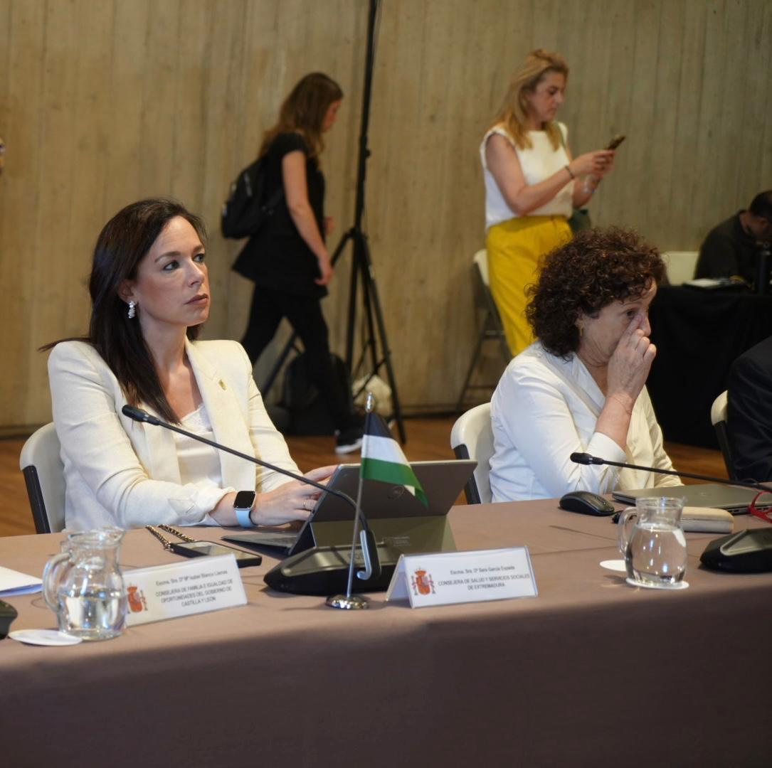 Extremadura será solidaria en la acogida de menores migrantes, pero reclama medios económicos y un reparto justo