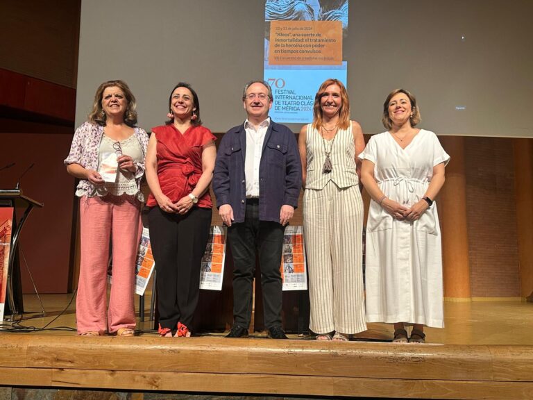 Ara Sánchez destaca la contribución de la mujer a la creación de artes escénicas y reivindica una mayor presencia
