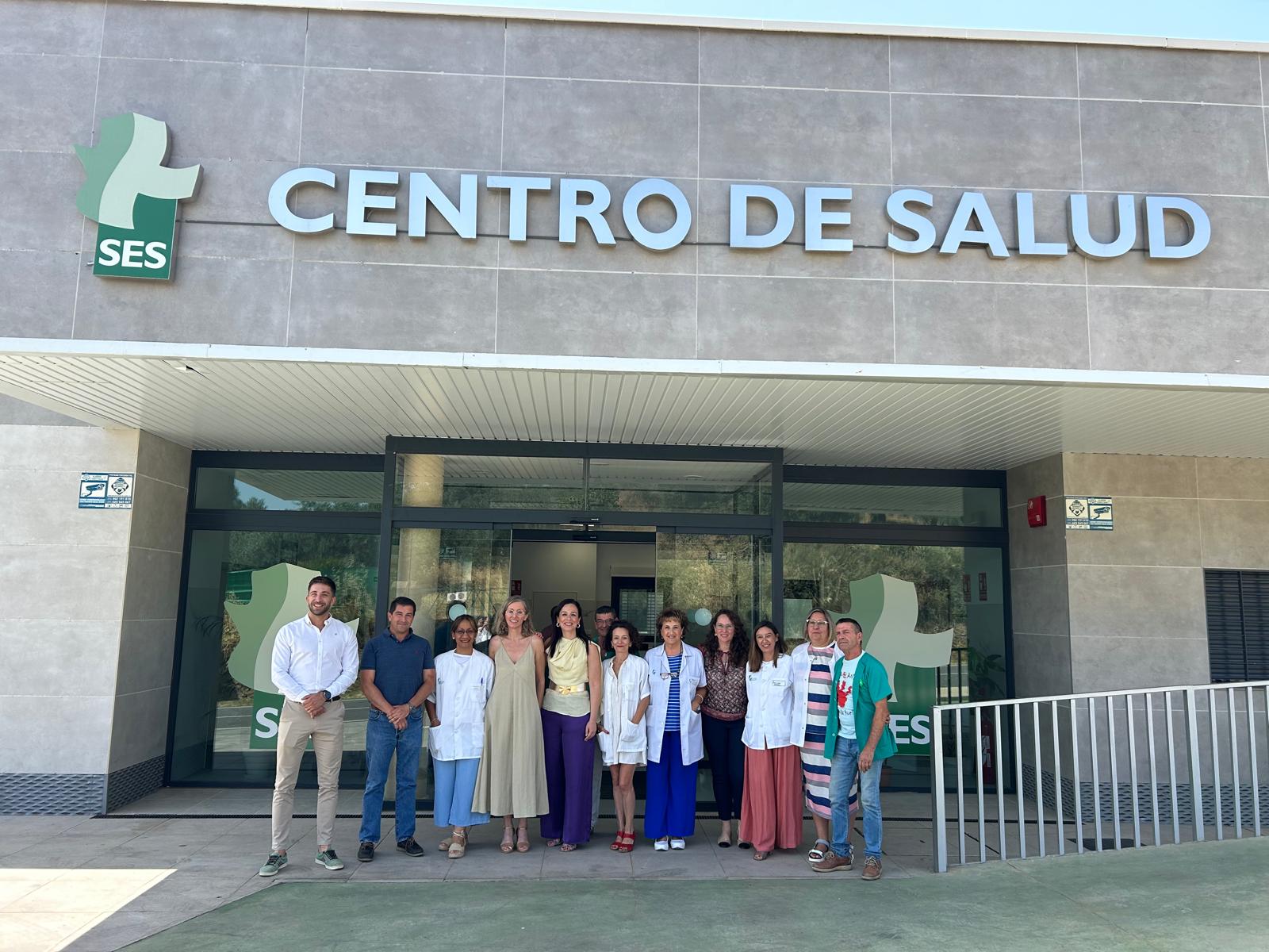 Sara Gª Espada inaugura el nuevo Centro de Salud de Logrosán, en el que se han invertido más de 3 millones de euros
