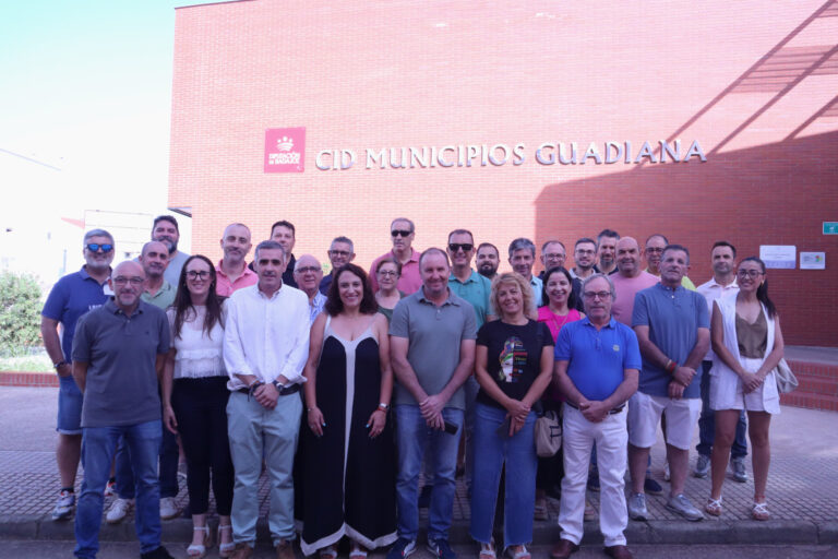 Reunión para evaluar el acceso a Fondos Europeos de Desarrollo Regional en el entorno Mérida – Don Benito