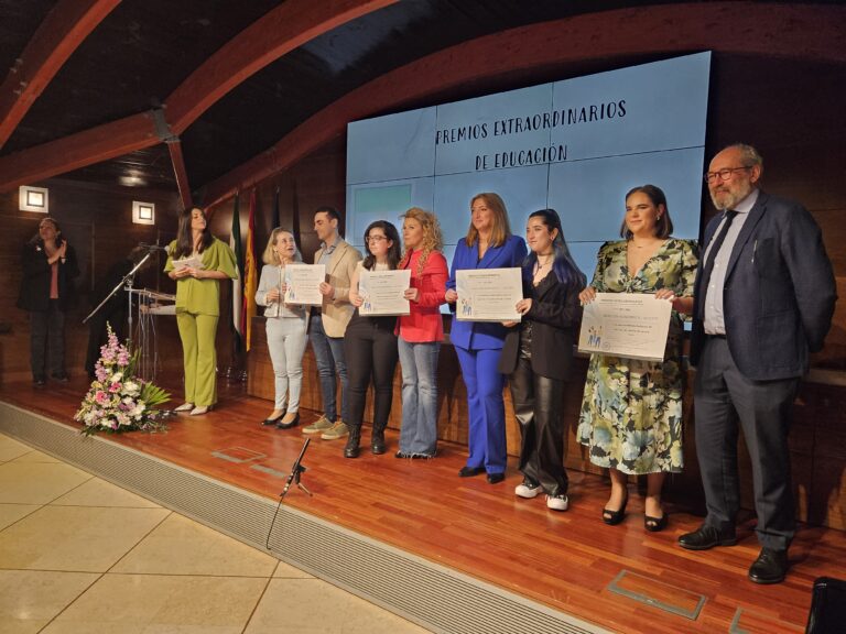 Educación concede los Premios Extraordinarios de FP Grado Superior a 15 alumnos y los de Ortografía en la categoría de ESO a otros 5 escolares