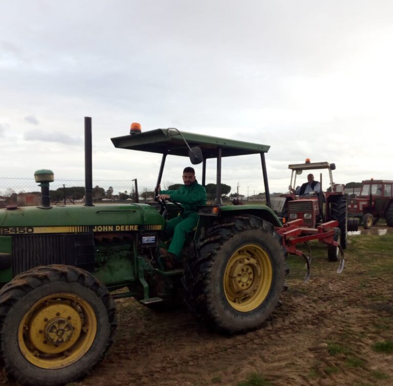 Agricultura facilita el registro para solicitar las ayudas del Plan RENOVE de maquinaria agrícola 2024