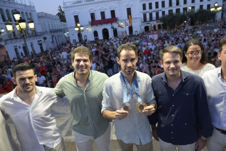 Extremadura recibe al medallista olímpico Álvaro Martín Uriol