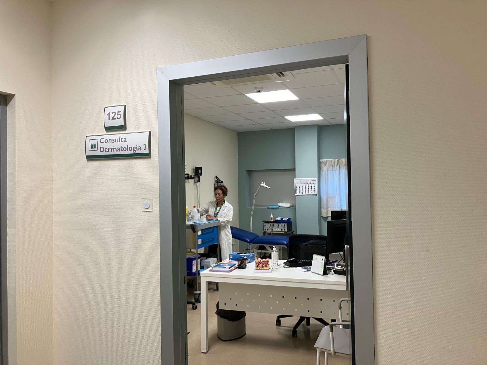 El Hospital Universitario de Cáceres pone en marcha la primera consulta multidisciplinar para pacientes con hidrosadenitis supurativa