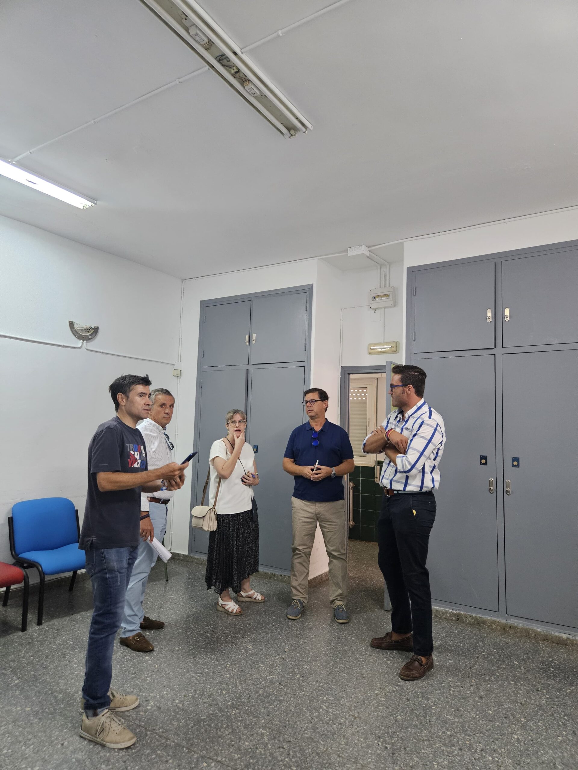 Educación visita el colegio PROA y garantiza que el curso comenzará con normalidad