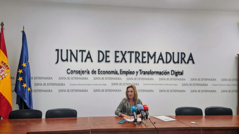 El paro desciende en 365 personas en agosto en Extremadura y se sitúa en 70.550, la cifra más baja en ese mes en toda la serie histórica