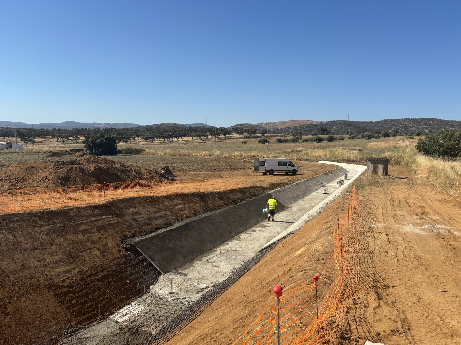 La Junta de Extremadura invierte 300.000 euros en la modificación y mejora del cauce fluvial de Pallares para evitar inundaciones