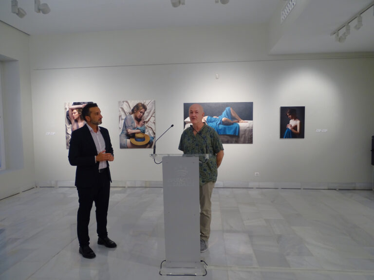 Javier Arizabalo se descubre en Badajoz ´Viendo al ser humano´