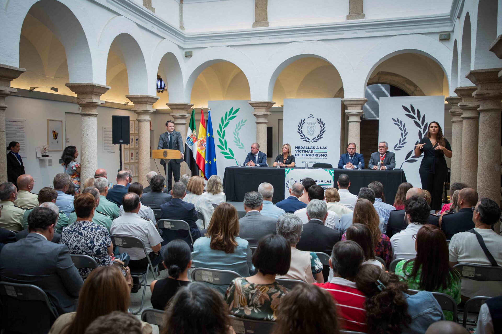 Abel Bautista: “Nunca podremos saldar la deuda eterna que la democracia y la libertad tiene con las víctimas”