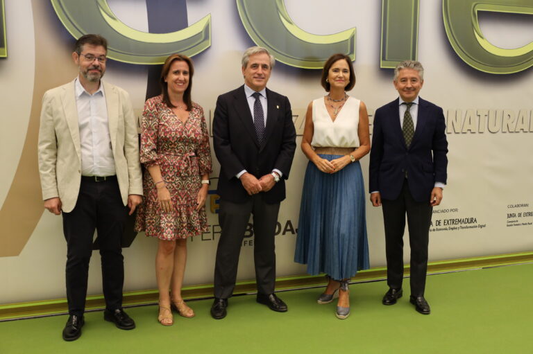 El consejero de Gestión Forestal y Mundo Rural, Ignacio Higuero, interviene en el acto de inauguración de FECIEX