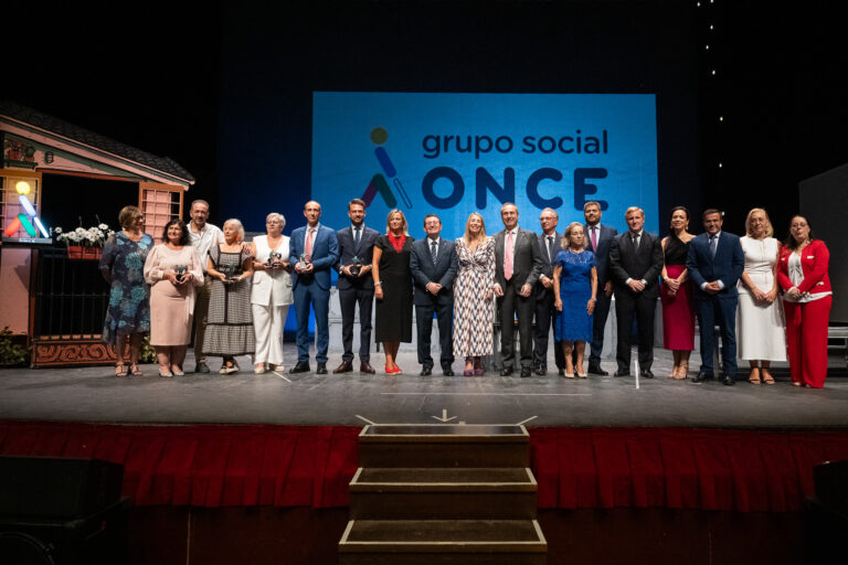 Guardiola ensalza la labor de los galardonados con los Premios Solidarios de la ONCE y avanza que las obras del CADEX de Mérida finalizarán en octubre