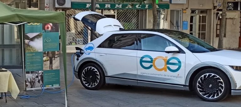 AGENEX participa este lunes en Villanueva de la Serena en la Semana de la Movilidad, con actividades para escolares y la exposición de un turismo eléctrico