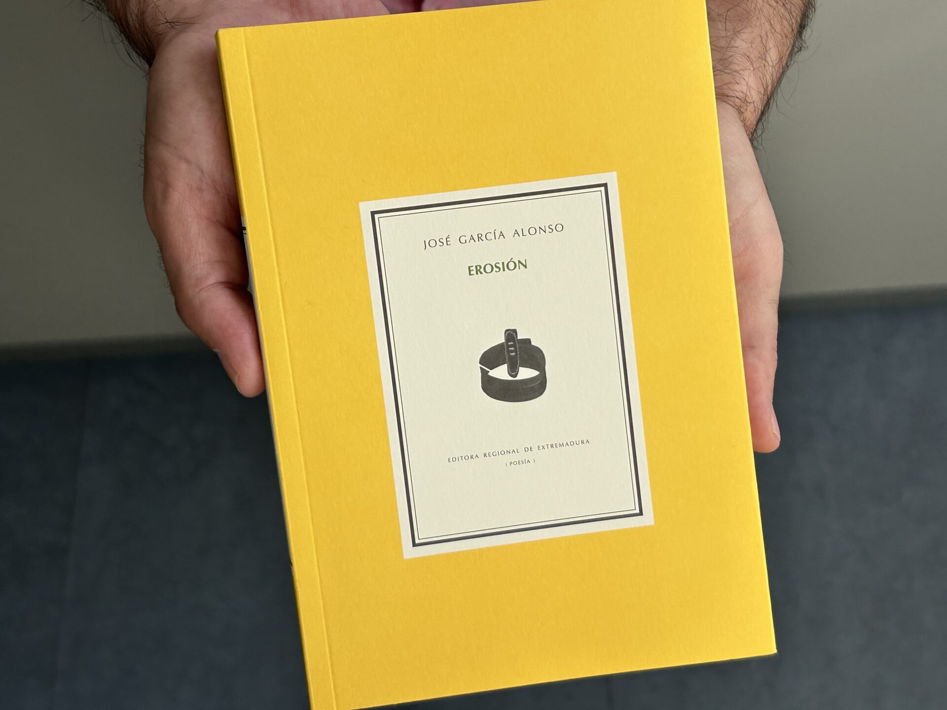 La Editora Regional presenta en Plasencia el poemario ‘Erosión’ del poeta placentino José García Alonso