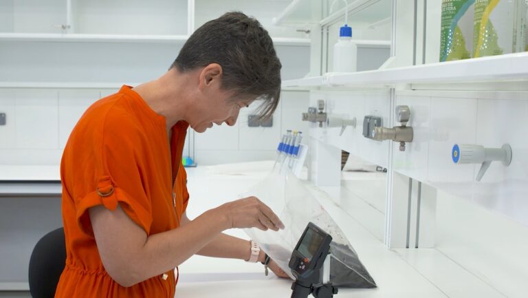 Los investigadores tienen hasta octubre para solicitar las ayudas de Ciencia, dotadas con 16 millones de euros para fortalecer la investigación, desarrollo e innovación