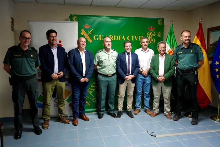 La Diputación de Badajoz aporta 175.000 euros para la mejora de los cuarteles de la Guardia Civil de Villar de Rena, Guareña y Valdivia