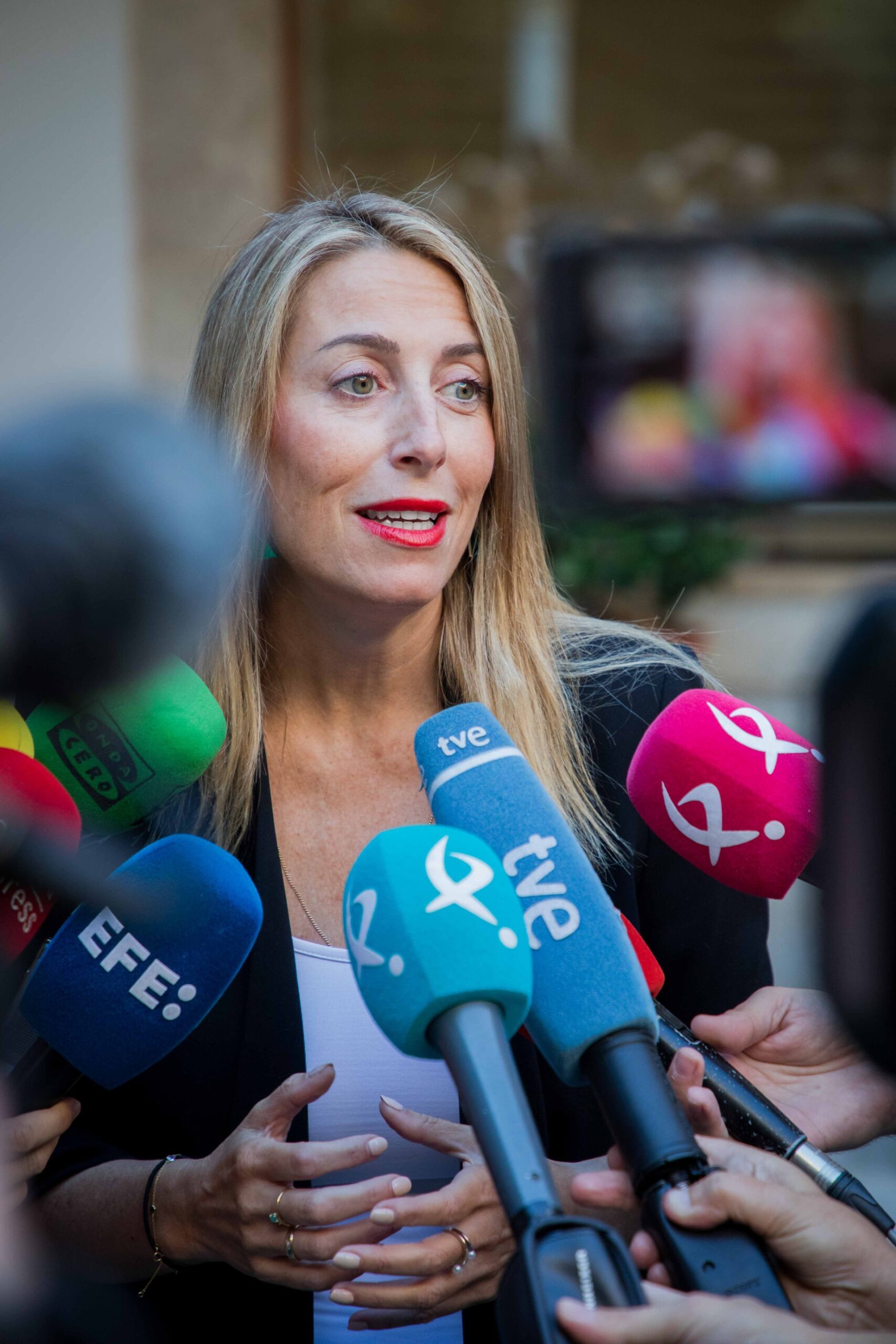 María Guardiola celebra que Extremadura acoja el España – Canadá y se convierta en “un escaparate de la excelencia en el fútbol femenino”