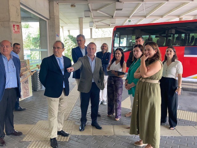 Manuel Martín avanza que las obras del carril bici y acerado peatonal entre Don Benito y Villanueva comenzarán en octubre