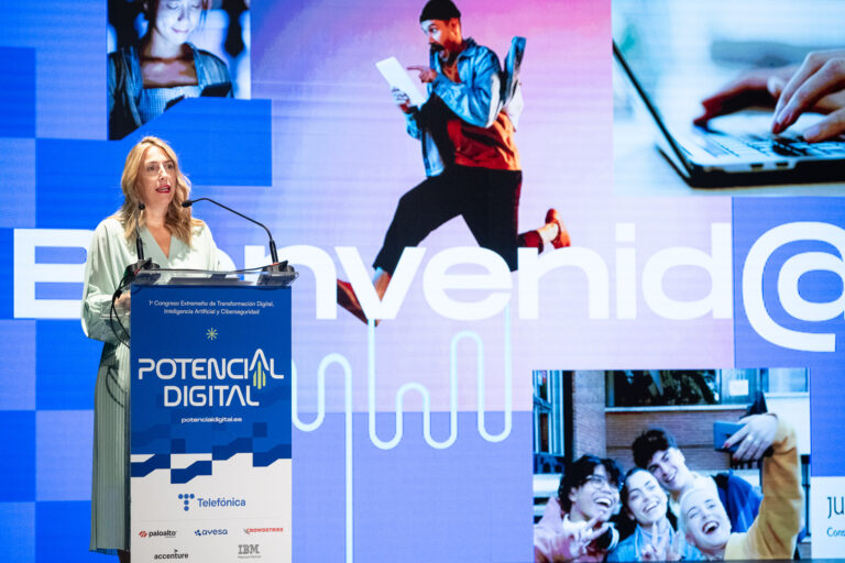 María Guardiola inaugura el I Congreso Potencial Digital: “Vamos a superar barreras hacia un futuro donde Extremadura destaque”
