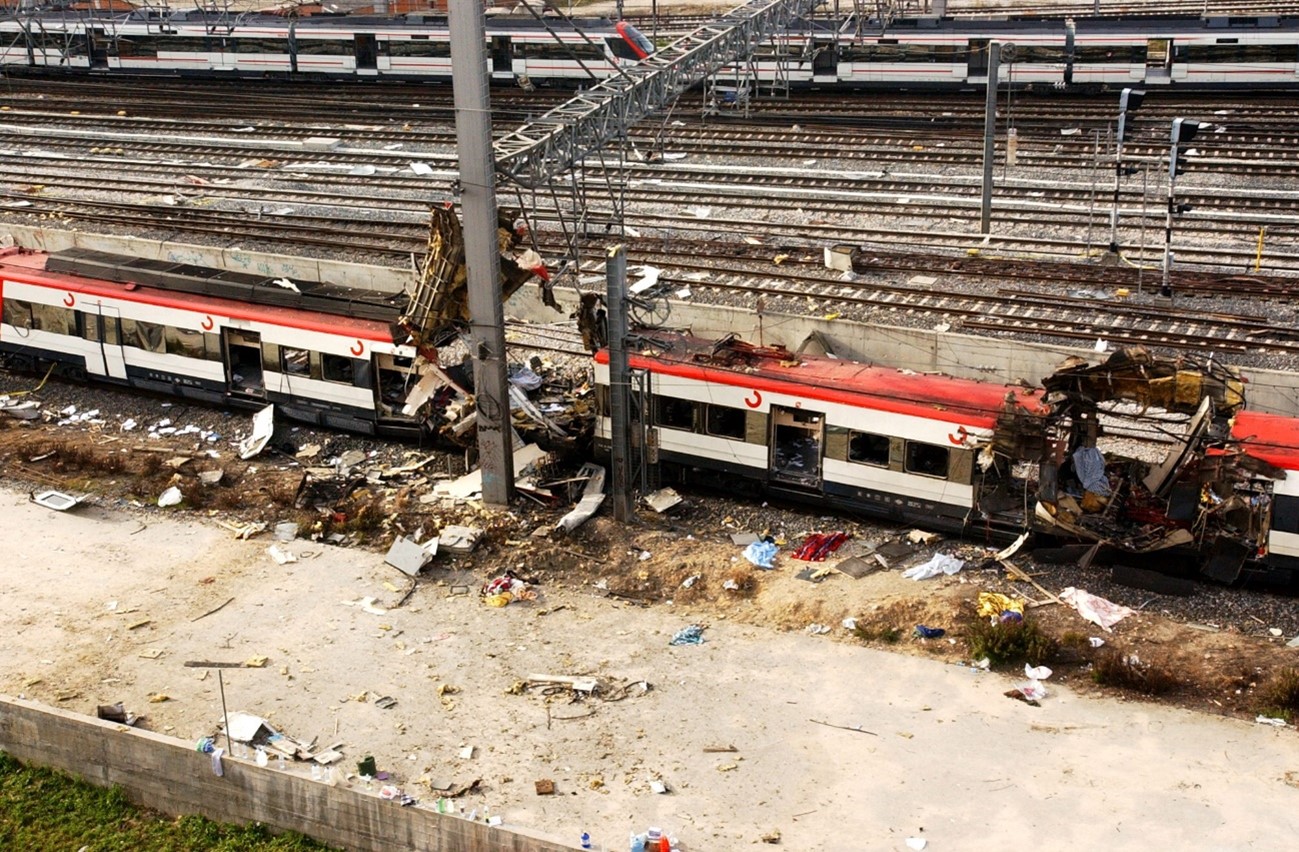 La Junta de Extremadura firma un acuerdo con la Fundación Víctimas del Terrorismo para concienciar a las futuras generaciones sobre las consecuencias del terrorismo