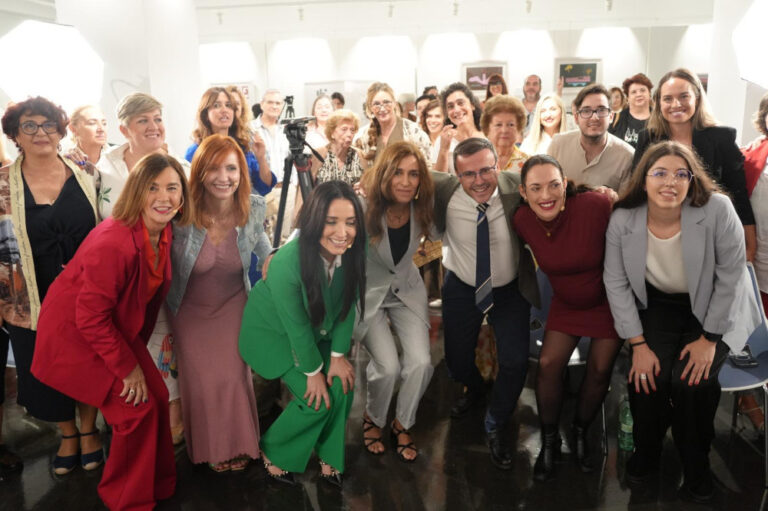 Miguel Ángel Gallardo aboga por visibilizar a las mujeres líderes en el mundo rural