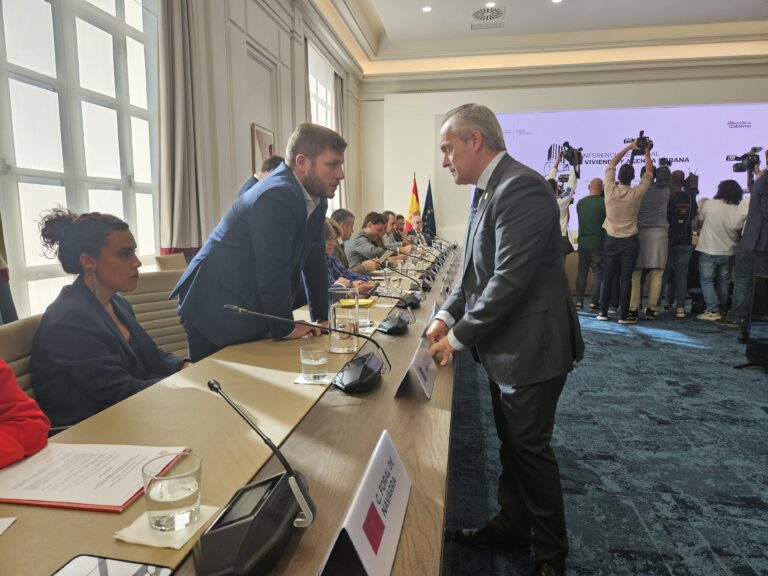 La Junta exige al Gobierno que en la cumbre hispano-lusa del 23 de octubre se comprometa a que las obras del AVE Madrid-Lisboa estén finalizadas en 2030