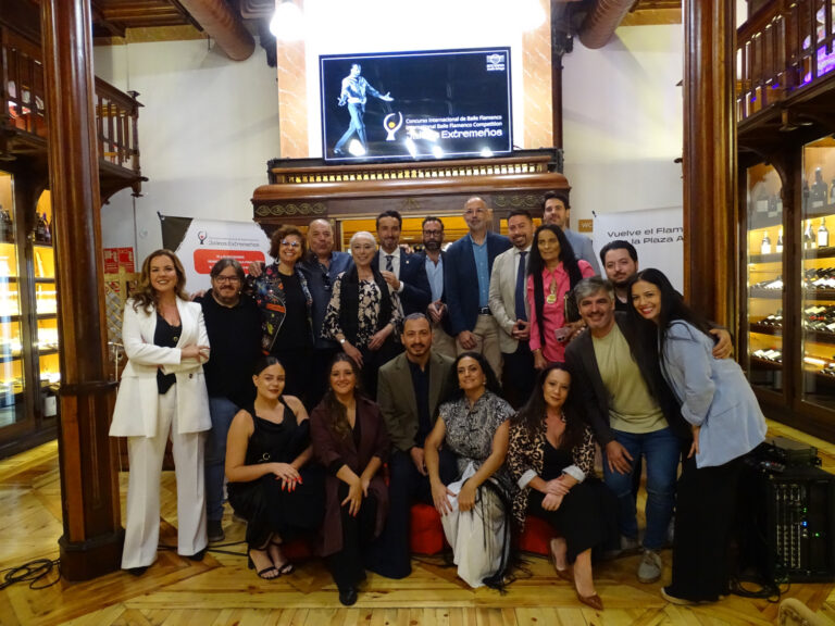 El flamenco vuelve a la Plaza Alta, tras años atesorado en la Diputación de Badajoz