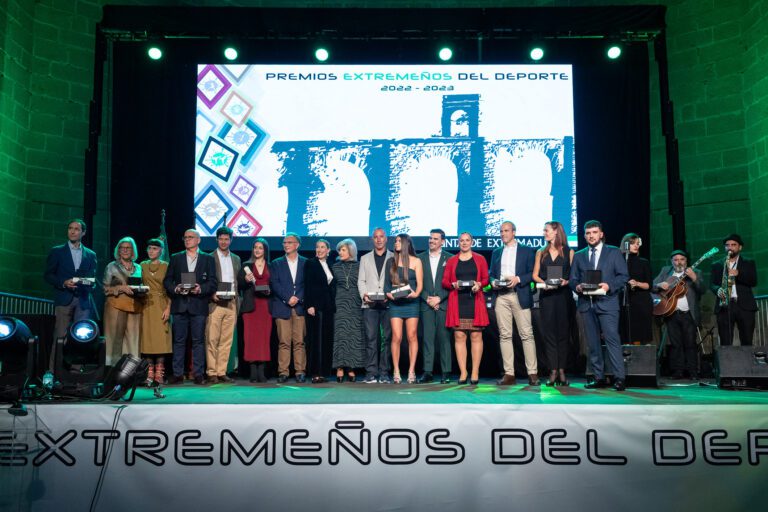 María Guardiola felicita a los 22 galardonados con los Premios Extremeños del Deporte 2022 y 2023 e impulsa un proyecto referente en inclusión