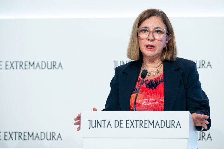 La Junta abona este miércoles más de 168,6 millones de euros del anticipo de la PAC a casi 34.000 agricultores y ganaderos extremeños