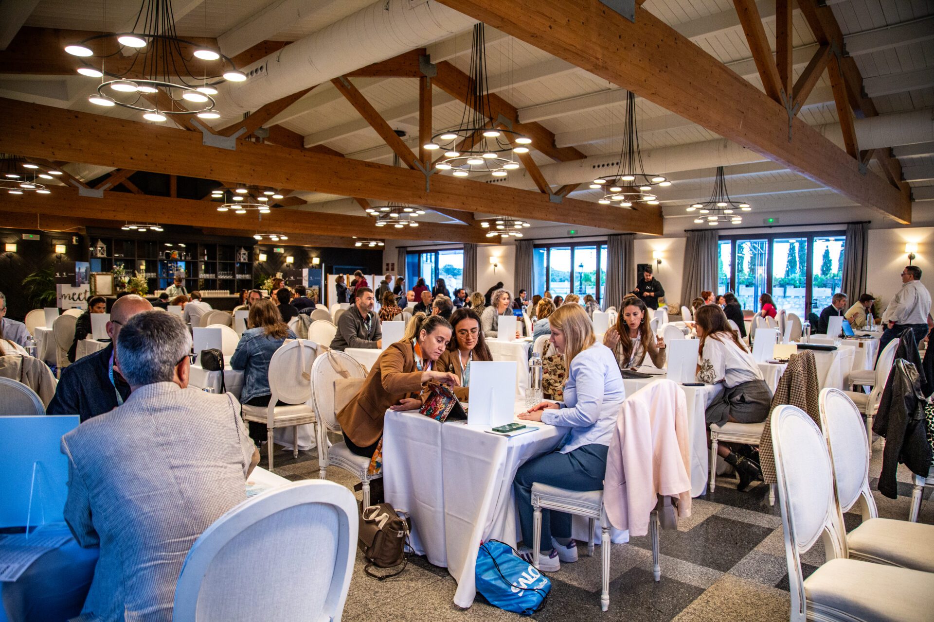 ‘Meet Extremadura’ pone en contacto a 70 empresas turísticas extremeñas y 40 agentes nacionales e internacionales en Cáceres