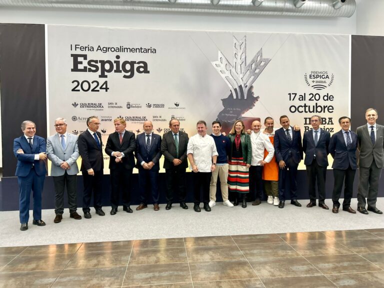 Mercedes Morán ensalza al sector agroalimentario y agroturístico extremeños durante la inauguración de la I Feria Agroalimentaria Espiga 2024