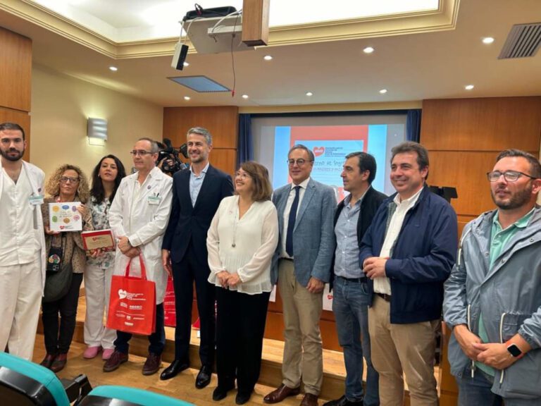 La Imprenta Provincial edita y publica dos Cuadernos de Ingreso para pacientes y padres del Hospital Materno Infantil