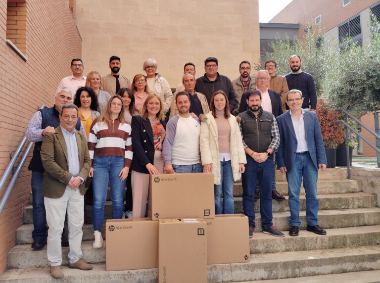 La Diputación de Badajoz fortalece la infraestructura tecnológica de los ayuntamientos con la entrega de 216 nuevos ordenadores