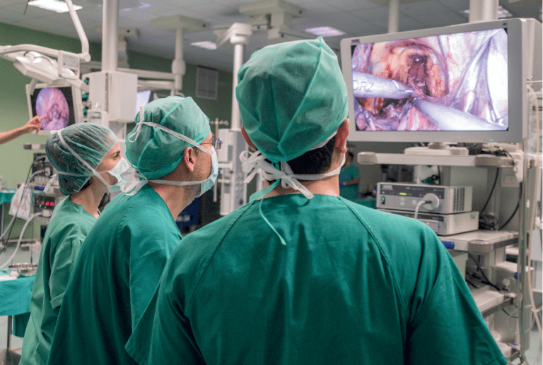 El Centro de Cirugía de Mínima Invasión oferta un puesto de Técnico/a Intermedio de Investigación Laparoscopia-Endoscopia