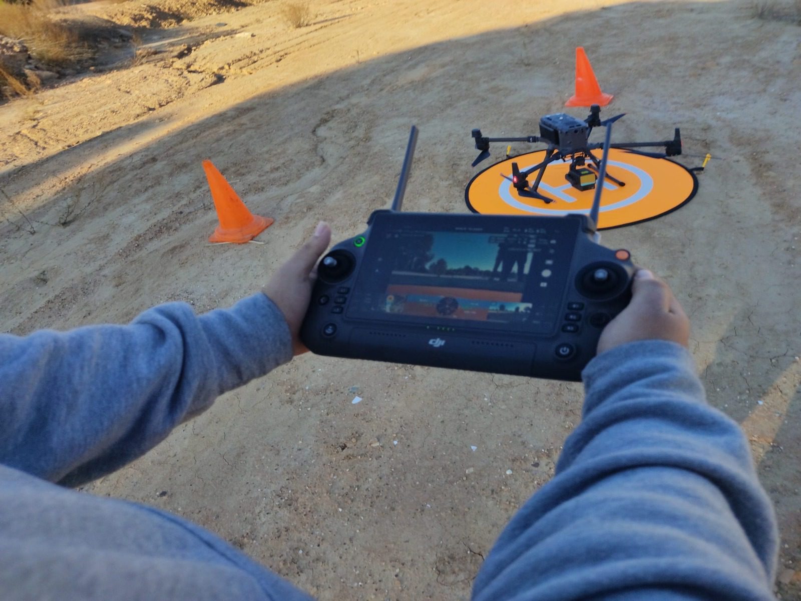 La Junta pone en marcha un curso gratuito para obtener la licencia de piloto de drones para los cooperativistas agroalimentarios de Cáceres