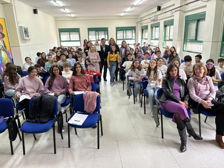 El IES José Manzano de Don Benito es distinguido como centro ‘Embajador Violeta’ por ser referente educativo en la lucha contra la violencia de género