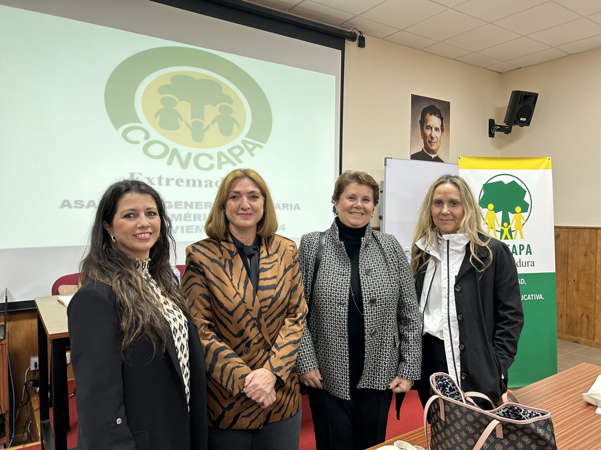 La secretaria general de Educación defiende el derecho de los padres a elegir el modelo educativo para sus hijos