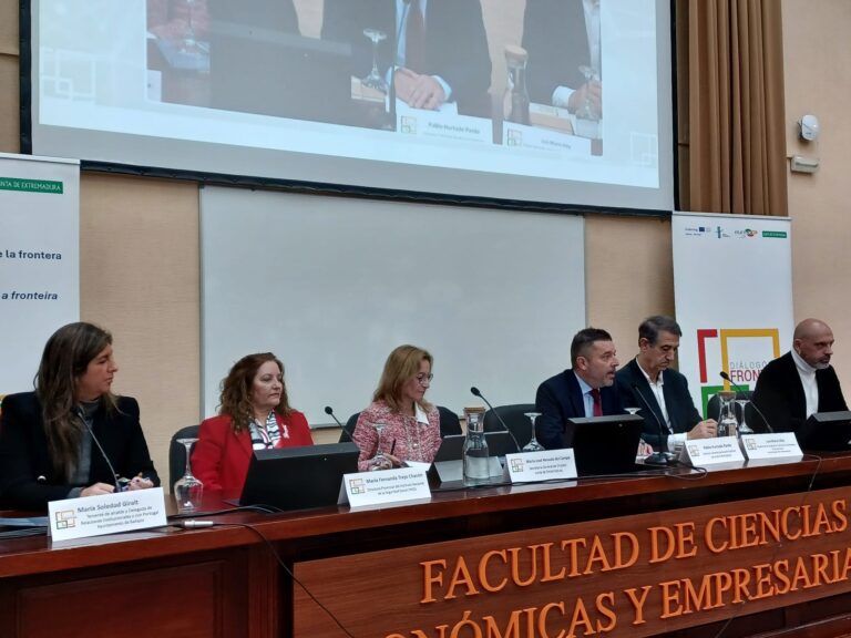 ‘Diálogos de Frontera’ aborda los desafíos de los trabajadores transfronterizos