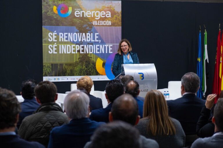 Mercedes Morán inaugura una nueva edición de Expoenergea que se consolida como referente del sector energético