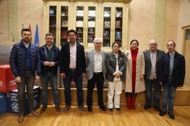 Reflexión y debate para garantizar el movimiento memoralista en Extremadura en mitad del “ruido”