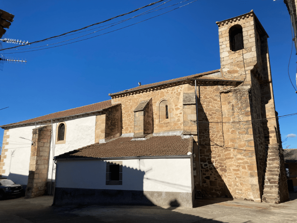 La Junta invierte más de cien mil euros en la restauración de la Iglesia de Nuestra Señora del Olmo de Aldeanueva del Camino