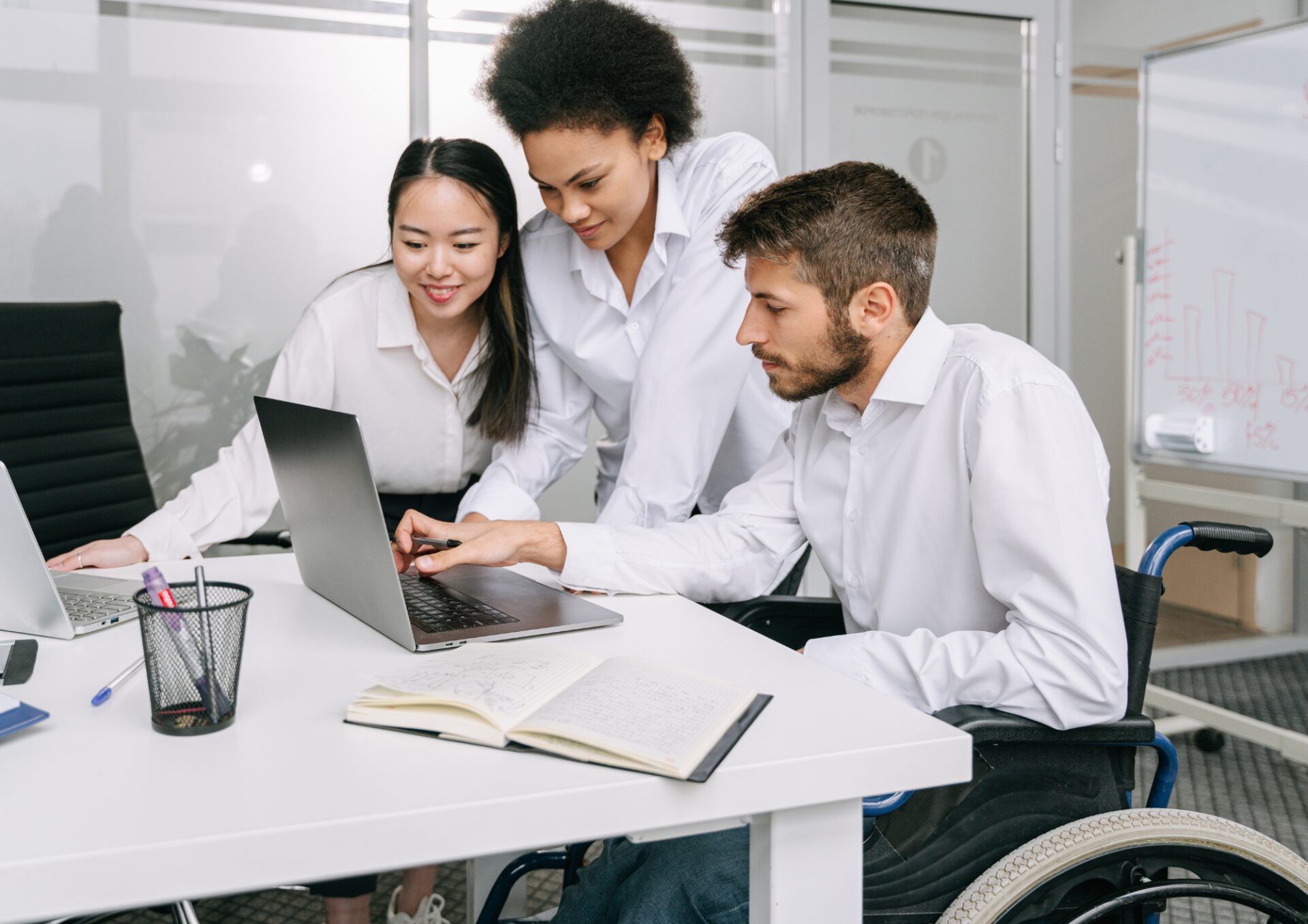 La Junta publica las ayudas de 15,5 millones de euros para impulsar la inserción laboral de personas con discapacidad