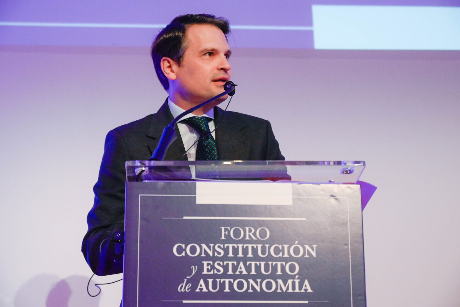 Bautista reivindica la responsabilidad de “asegurar que las generaciones venideras hereden un sistema democrático robusto y resiliente”