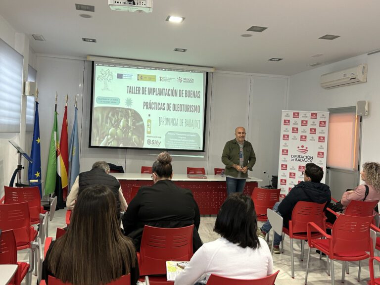 Más de medio centenar de empresas turísticas, productores y almazaras de AOVE apuestan por el proyecto Oleoturismo  España en la provincia de Badajoz