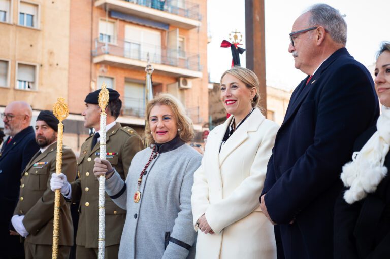 María Guardiola asiste a la Solemne Procesión de Santa Eulalia en Mérida