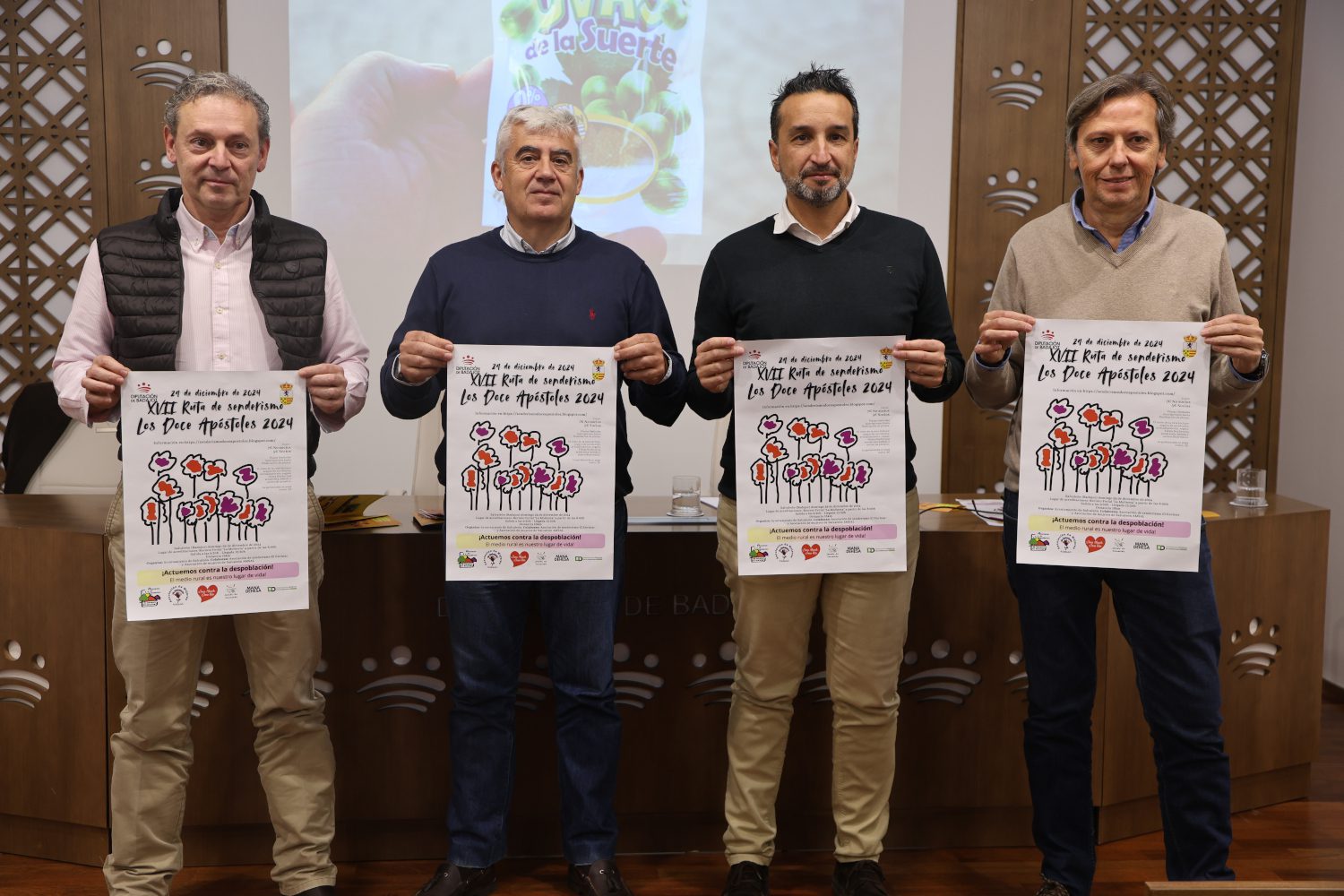 Miles de personas se han inscrito en la XVII Ruta de senderismo ‘Los doce apóstoles’ de Salvaleón