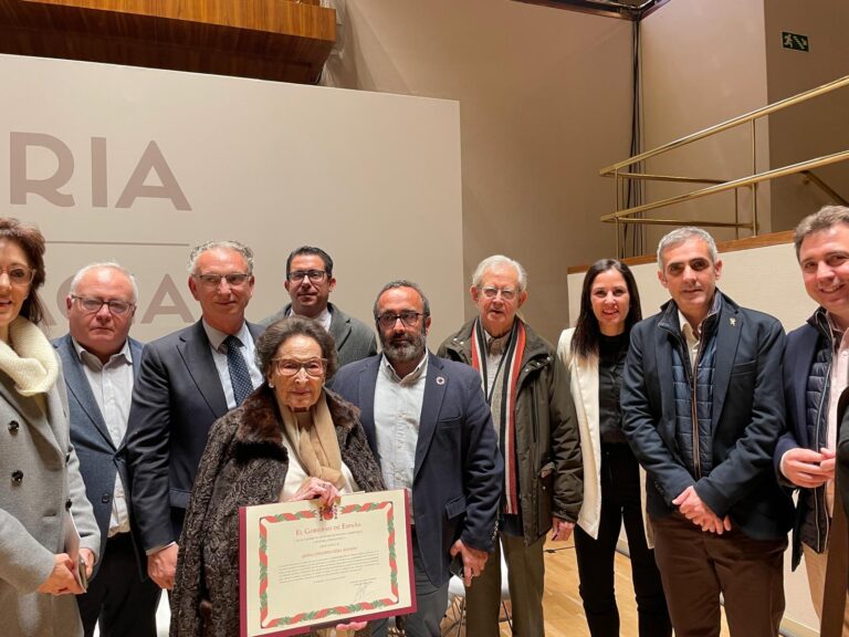La Diputación de Badajoz, presente en el acto ´Memoria es Democracia´